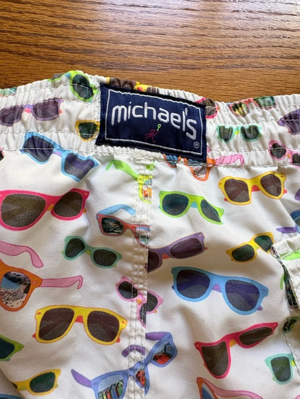 Michaels Men’s Medium White Swim Trunks with Multicolor Sunglasses Print